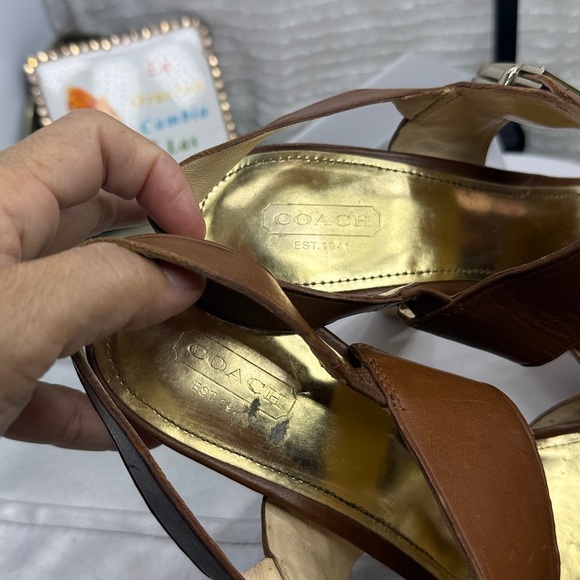 (A) COACH Women's Darcey Peep-Toe Platform Heels with Silver Wooden Buckle,Sz 9B - Picture 11 of 15